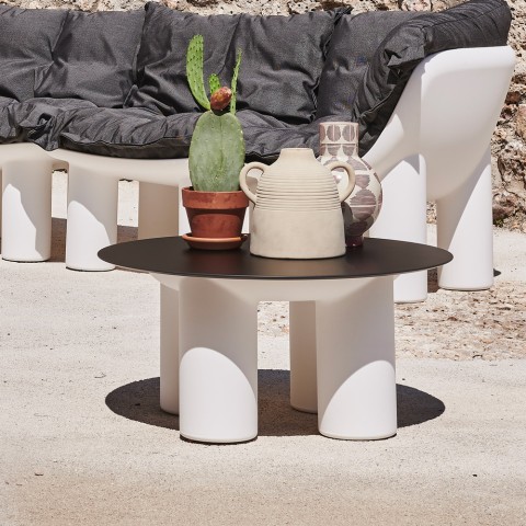 Pyöreä matala pöytä ulkokäyttöön puutarhaan terassille designiin Atene T1