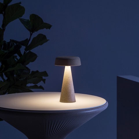 Langaton LED-pöytävalaisin sisätiloihin Fade Table Lamp