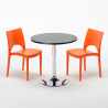 Musta pyöreä pöytä 70x70cm ja kaksi värikästä tuolia Paris Cosmopolitan Malli