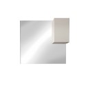 Kylpyhuoneen kaappi, jossa yksi valkoisella kiiltävällä ovella ja LED-valolla varustettu pylväs Riva. Valinta