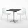 Musta neliöpöytä 70x70 cm ja 2 värikästä tuolia Gruvyer Rum Raisin 