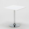 Valkoinen pieni pöytä 70x70cm teräsjalalla ja kaksi värikästä tuolia Gruvyer Cocktail 