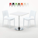 Valkoinen pieni pöytä 70x70cm ja kaksi värikästä tuolia Paris Cocktail Alennusmyynnit