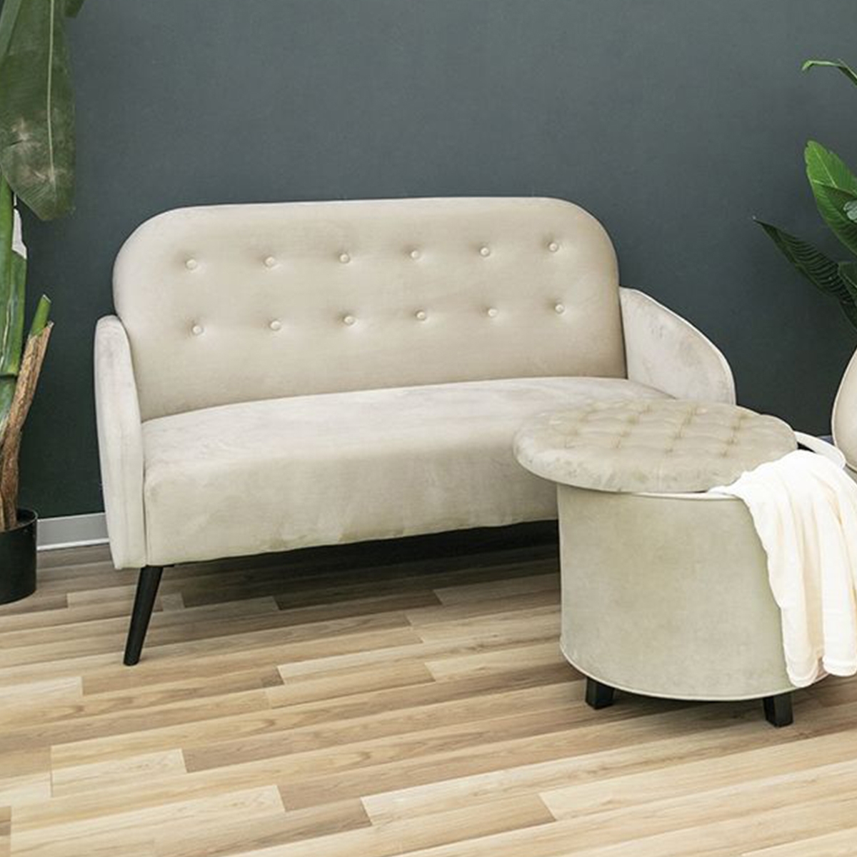 Zelto 2-istuttava sohva vintage-samettiefekti kangasta, taupe Tarjous Zelto 2-istuttava sohva vintage-samettiefekti kangasta, taupe Tarjous