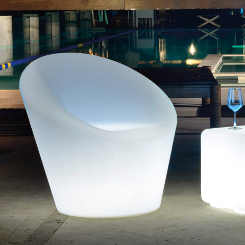LED valoisa design-nojatuoli ulkopuutarhabaariravintolaan Happy