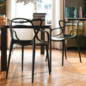 Tuoli design moderni käsinojilla kasattava keittiöön baariin ravintolaan Node
